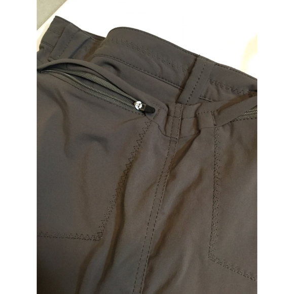 Eddie Bauer Travex Skirt with built in nylon undershorts(skort like) Size 4 EUC - Picture 9 of 9